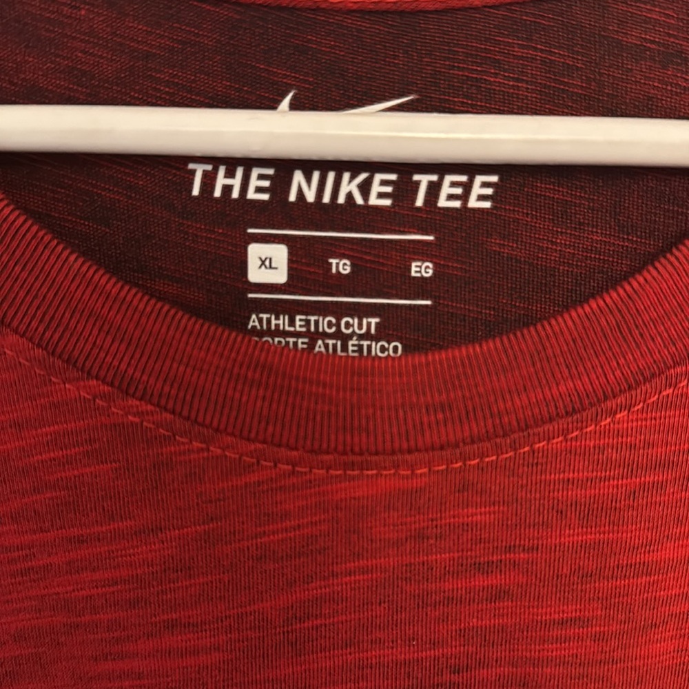 New with tags Nike drifit USA Tshirt. XL - Picture 2 of 5